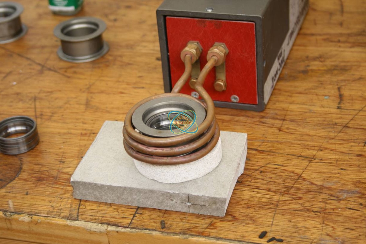 Shrink fitting pulley to insert bearing Shrink fitting pulley to insert bearing